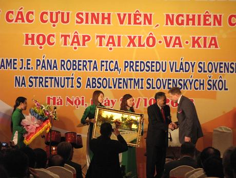 Tieu de